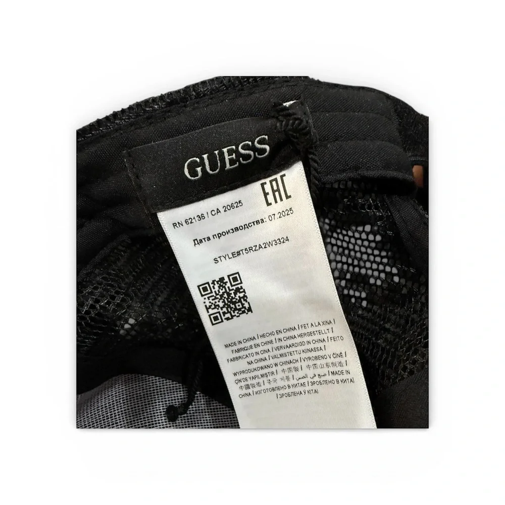 Guess trucker baseball cap. NWT Black with white lettering on front - Picture 7 of 15